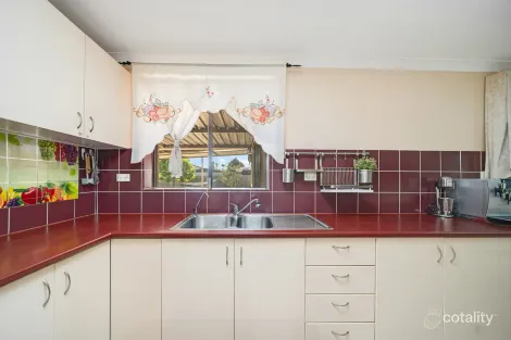 Property photo of 5 Dunnell Street Maddington WA 6109
