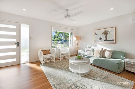 Property photo of 15 The Ridgeway Bolton Point NSW 2283