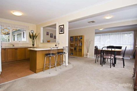 Property photo of 19 Pine Avenue Briar Hill VIC 3088
