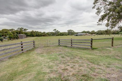 70 Mathiesons Rd, Eagle Point, VIC 3878