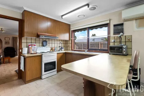 Property photo of 8 Heron Close Blind Bight VIC 3980