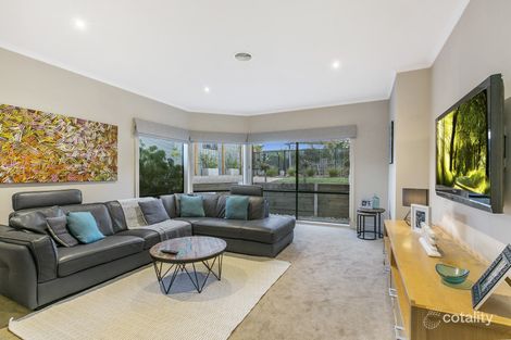 Property photo of 18 Hampshire Place Strathfieldsaye VIC 3551