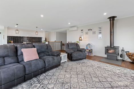 Property photo of 3 Eagles Nest Court Apollo Bay VIC 3233