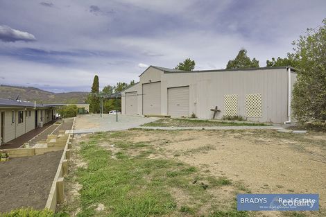 Property photo of 5 Trail Place Royalla NSW 2620