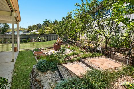 Property photo of 4 Holly Green Crescent Palmwoods QLD 4555