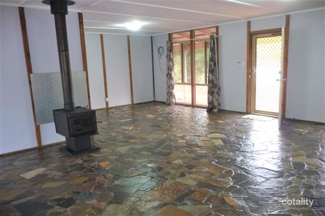 Property photo of 74 Cardwell Road York WA 6302