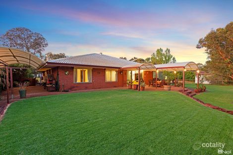 Property photo of 27 Gertrude Avenue Champion Lakes WA 6111