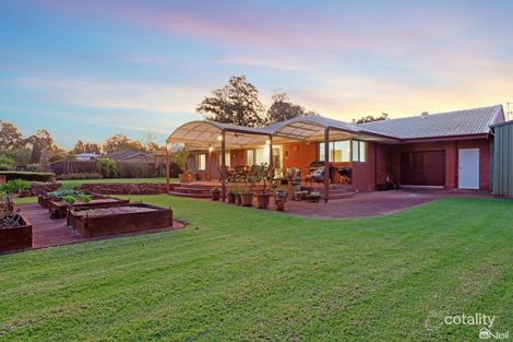 Property photo of 27 Gertrude Avenue Champion Lakes WA 6111