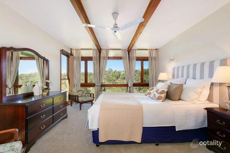Property photo of 28 Yarralumla Avenue St Ives Chase NSW 2075