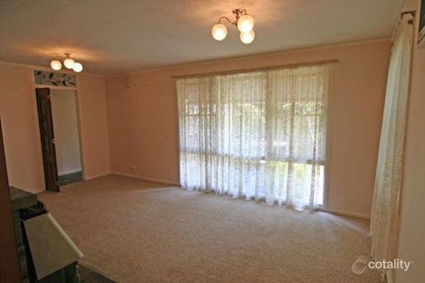 Property photo of 27 Robertson Street Curtin ACT 2605