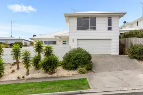 Property photo of 8 Fishos Drive Torquay VIC 3228