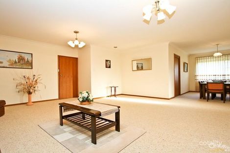 Property photo of 4 Harrow Close Whitebridge NSW 2290