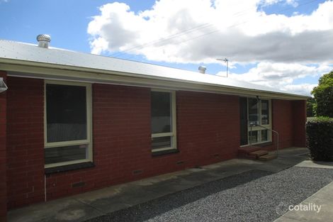 Property photo of 28 Lachlan Crescent Mount Gambier SA 5290
