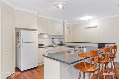 Property photo of 11 Ellesse Way Berwick VIC 3806