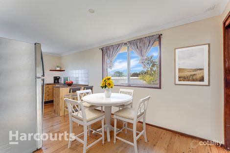 Property photo of 11 Scarus Place Rosemeadow NSW 2560