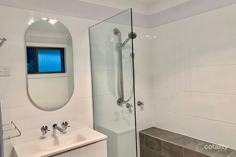 Property photo of 16 Elizabeth Bay Drive Lake Munmorah NSW 2259