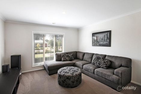 Property photo of 6 Pontvale Close Gisborne VIC 3437