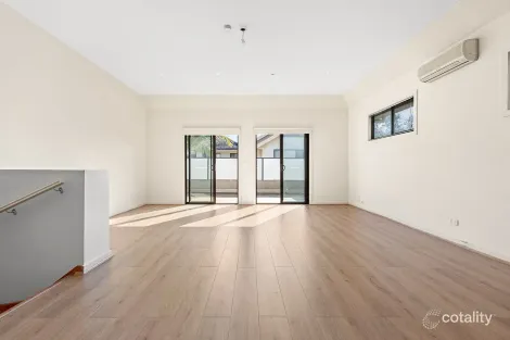 Property photo of 4/1233-1239 Glen Huntly Road Carnegie VIC 3163