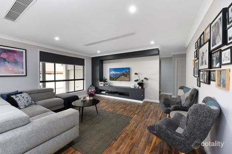 Property photo of 20 Anderson Street St Helens Park NSW 2560
