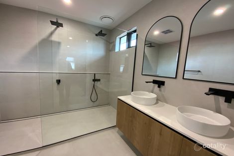 Property photo of 44 Dongola Road Keilor Downs VIC 3038