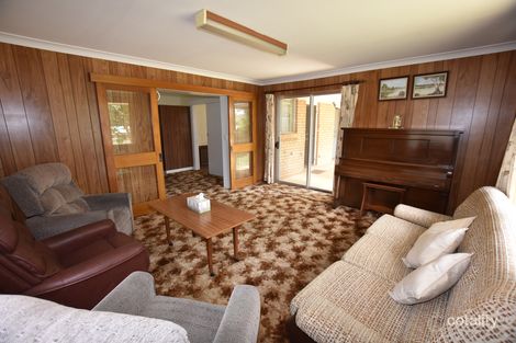 Property photo of 2 Heath Place Orange NSW 2800