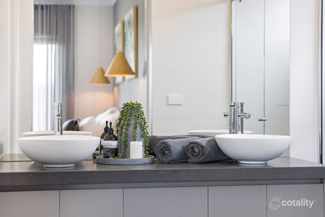 Property photo of 14 Putter Road Cranbourne VIC 3977