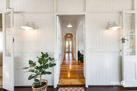 Property photo of 20 Moreton Avenue Wynnum QLD 4178