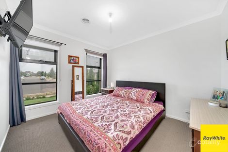 Property photo of 12 Howe Street Tarneit VIC 3029