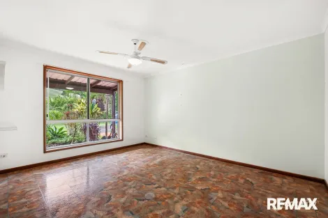 Property photo of 136 Hillcrest Road Kiamba QLD 4560