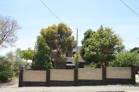 29 Fourth Rd, Armadale, WA 6112