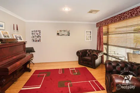 Property photo of 44 Everwood Glade Ambergate WA 6280