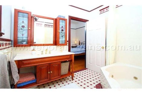 Property photo of 37 Macaulay Street Coorparoo QLD 4151