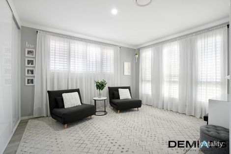 Property photo of 3 Aston Close Hoxton Park NSW 2171