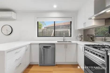 Property photo of 19 Ashton Road Ferntree Gully VIC 3156
