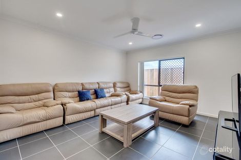 Property photo of 17 Jersey Crescent Springfield Lakes QLD 4300
