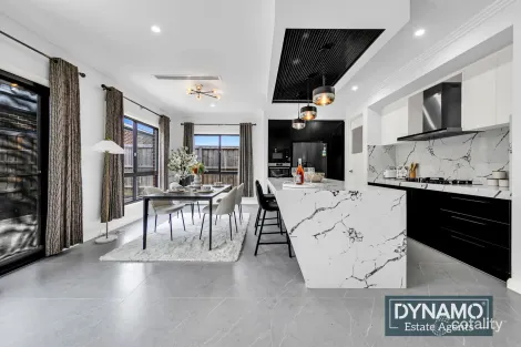 Property photo of 86 Brossard Road Mickleham VIC 3064