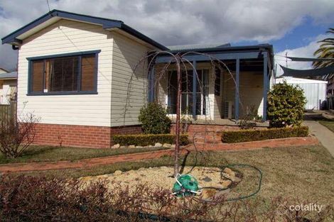 Property photo of 19 Monty Walk West Bathurst NSW 2795