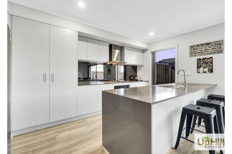 Property photo of 62 Union Street Clyde North VIC 3978