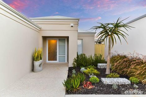 Property photo of 4 Francois Lane Lake Coogee WA 6166