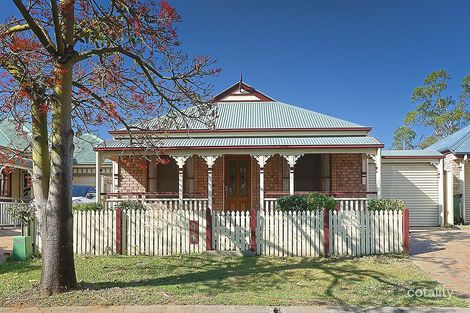 15 Hyde Pl, Forest Lake, QLD 4078