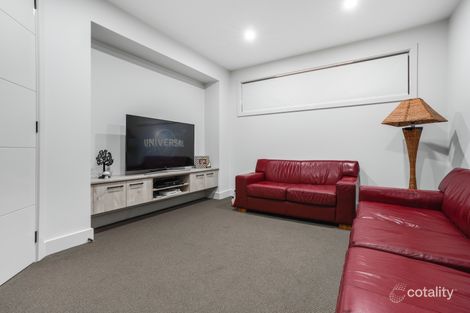 Property photo of 52 Silvester Way Gledswood Hills NSW 2557