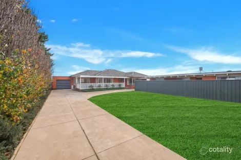 Property photo of 550 Diggers Road Werribee South VIC 3030
