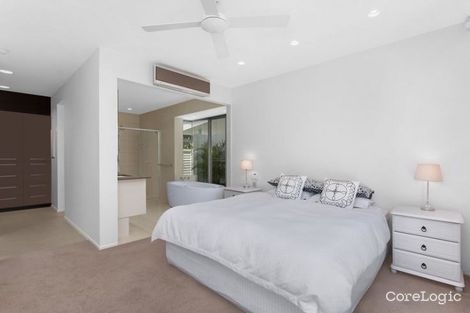 Property photo of 27 Francis Street Mermaid Beach QLD 4218