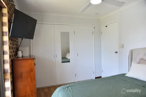 Property photo of 36 Bywater Street Hillcrest QLD 4118