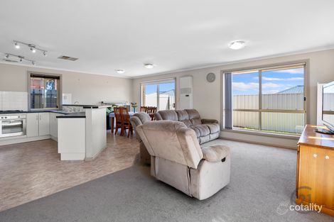Property photo of 13 Mountain Ash Court Hackham SA 5163