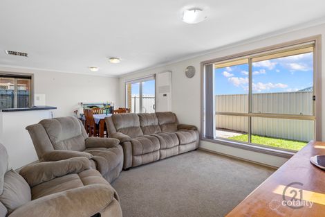 Property photo of 13 Mountain Ash Court Hackham SA 5163