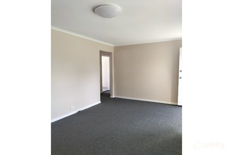 Property photo of 25 Crispsparkle Drive Ambarvale NSW 2560