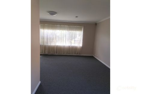 Property photo of 25 Crispsparkle Drive Ambarvale NSW 2560