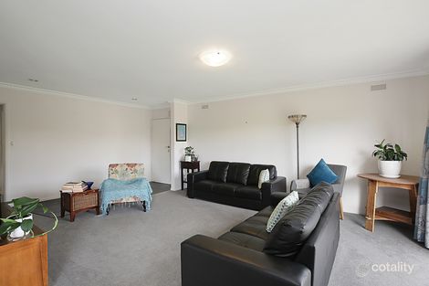Property photo of 19 Batson Crescent Elliminyt VIC 3250
