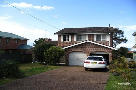 5 Circulo Dr, Copacabana, NSW 2251